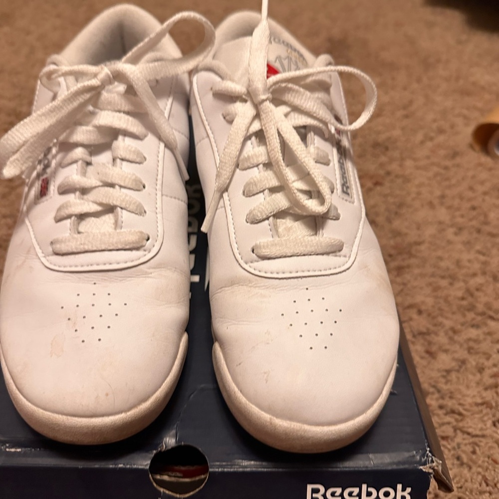 Reebok Women's White Training Sneakers